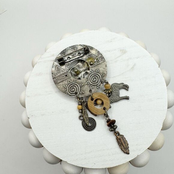 Vintage Mixed Metal Tone Zebra African Safari Brooch Pin Large Dangles - Picture 4 of 6